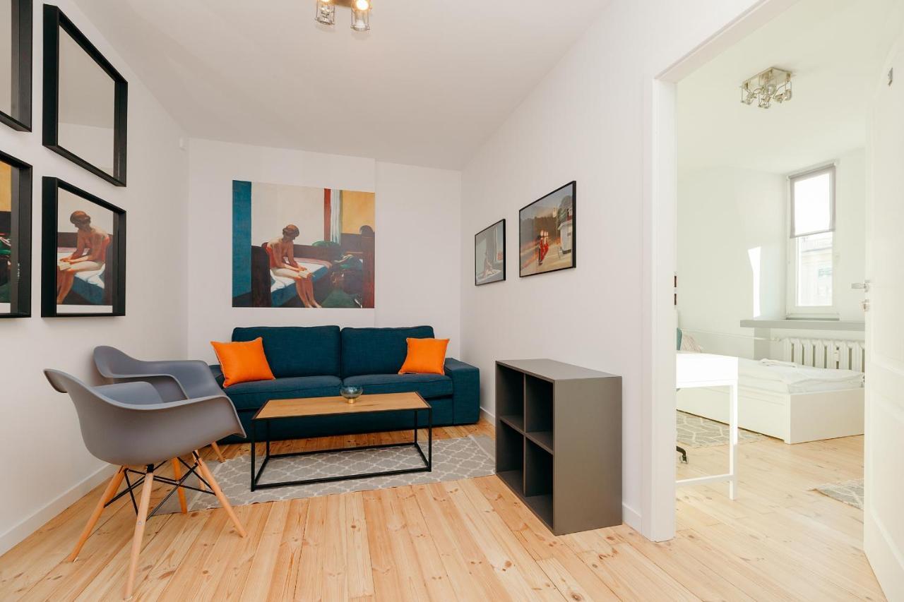 Apartment Shortstaypoland Jana Pawla Warschau